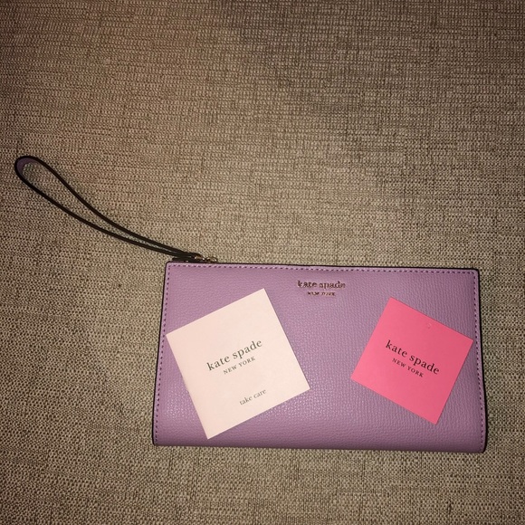 SOLD! Kate Spade Sylvia Large Continental Wristlet - Picture 6 of 6